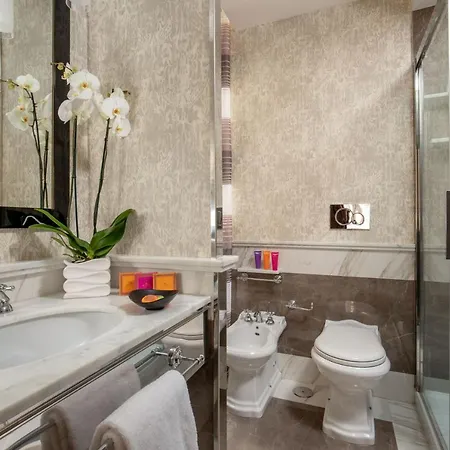 The At The Spanish Steps Luxury Collection - Mario De' Fiori 3*