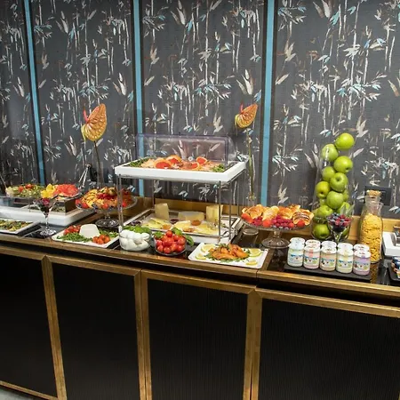 The At The Spanish Steps Luxury Collection - Mario De' Fiori Отель 3*