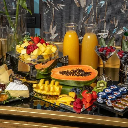 The At The Spanish Steps Luxury Collection - Mario De' Fiori Отель Рим